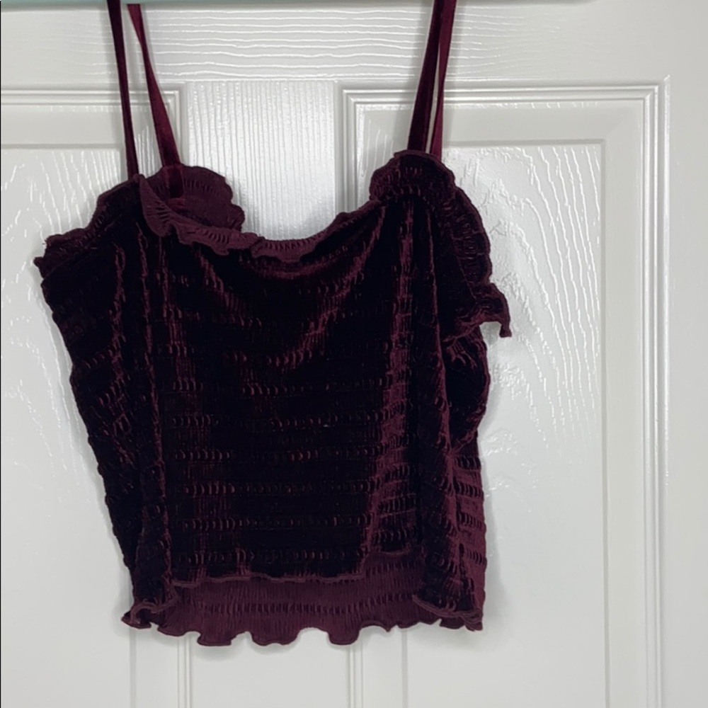 Maroon tank